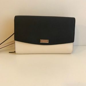 Kate Spade Crossbody Clutch